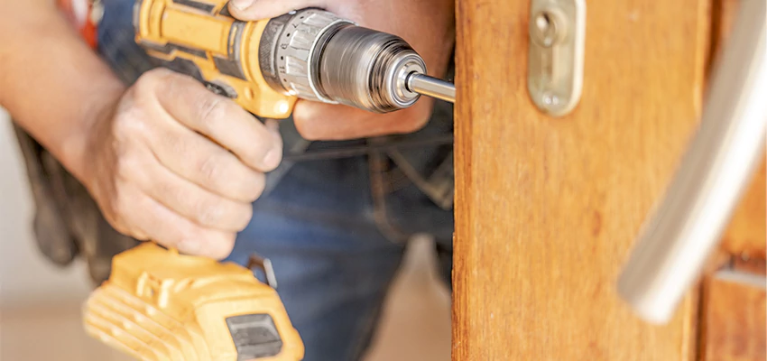 Emergency A1 Locksmith Services in Alta Sierra, California